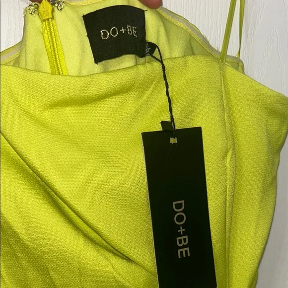 DO+BE Strapless Lime Dress with Ruffle Detail - Picture 3 of 3